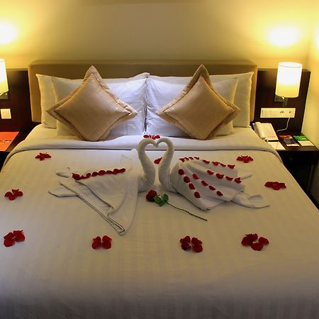 Aston Purwokerto Hotel & Conference Center Экстерьер фото