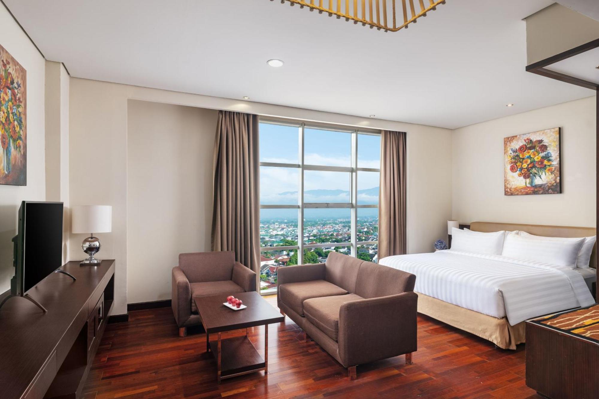 Aston Purwokerto Hotel & Conference Center Экстерьер фото